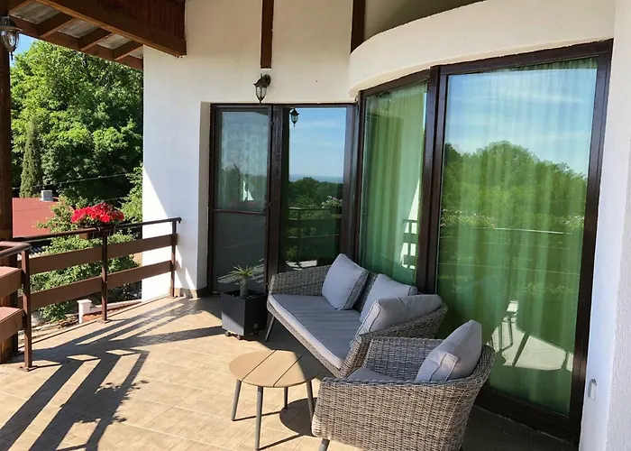 Golden Sands Park Appartments Warna